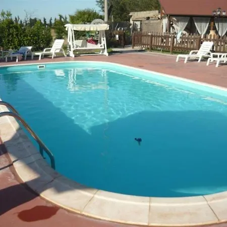 Country House Ristorante Il Casale Di Rolando Casa rural SantʼElpidio a Mare